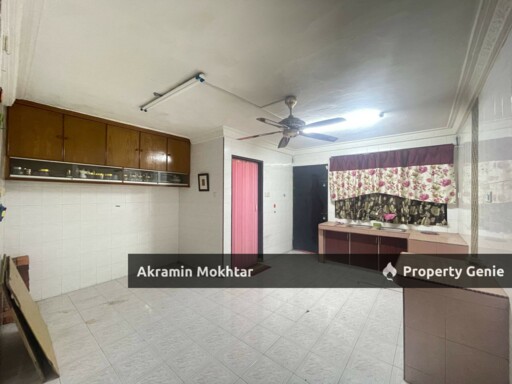 Freehold & Renovated | Jalan Jelok Taman Kajang Baru, Kajang