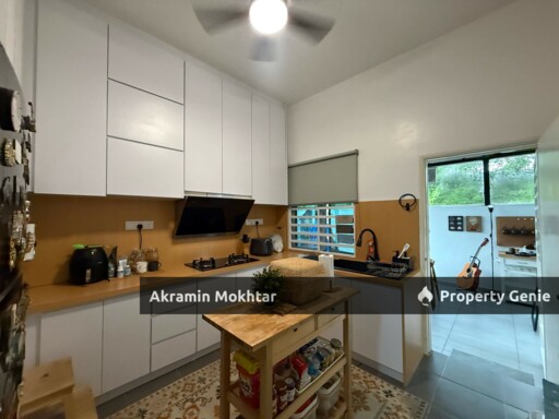 FREEHOLD, PARTIALLY FURNISHED & RENOVATED | Single Storey SEMI DETACHED Taman Sri Serdang 3, Kg Tok Muda Kapar