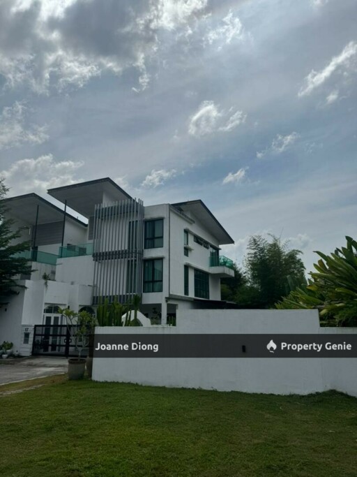Taman Villa Perdana 3 Storey Semi D Kajang