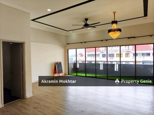 Partially Furnished & 2 Parking | Penthouse @ Vista Millennium Condominium, Puchong Perdana FOR SALE!