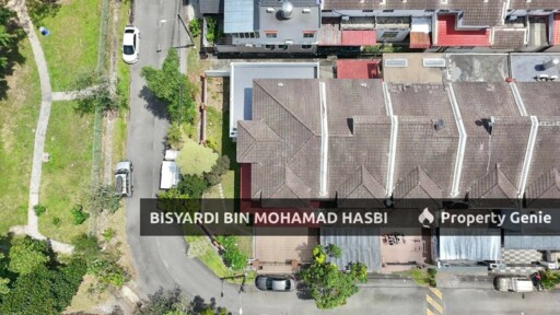 Facing Open Corner Lot Renovated Double Storey Taman Putra Prima, Puchong.