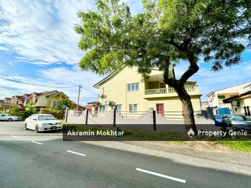 Freehold, Corner Lot & Fully Renovated | Double Storey Jalan Semarak Bandar Utama Batang Kali