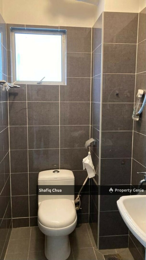 Well Kept 3 Bedroom Unit 1 Car Park Flora Damansara Apartment For Sale