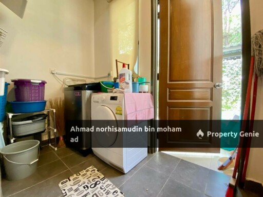 Freehold : CORNER LOT 2.5 STOREY SEKSYEN 16 Shah Alam for SALE