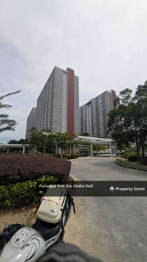 Lakefront Homes Cyberjaya Full Furnish