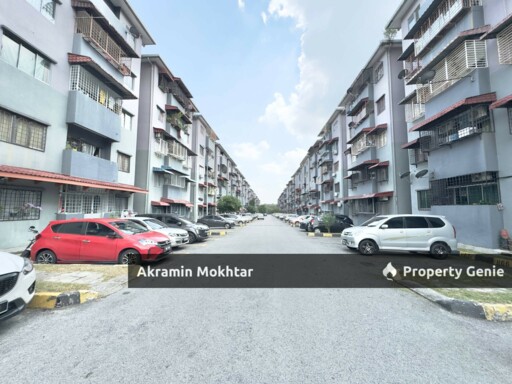 NEAR MRT STATION & 1 PARKING | PANGSAPURI PUTRA INDAH TAMAN PINGGIRAN PUTRA, SERI KEMBANGAN