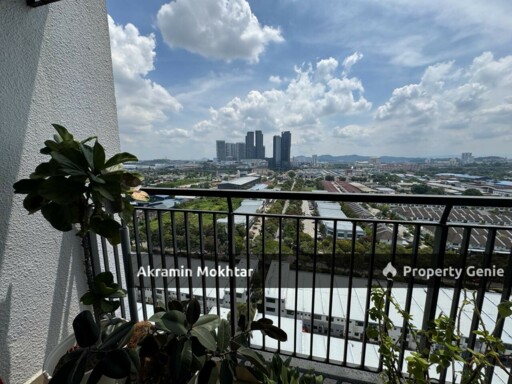 Freehold, Renovated & 2 Parking | Ken Rimba Condominium @ Seksyen 16 Shah Alam