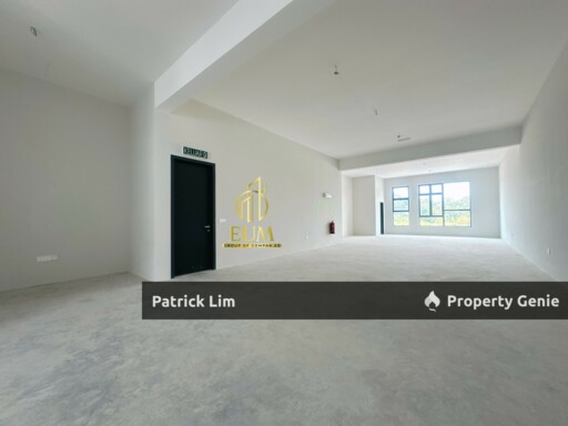 Ayer Molek / Molek Residence@Double-Storey Shop Lot For Rent