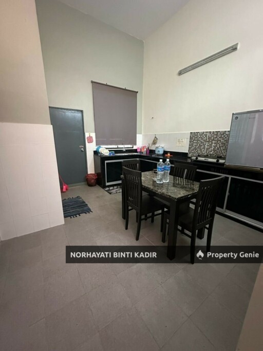 RUMAH SEMI-D SETINGKAT DI TAMAN KEMPADANG MAJU, KUANTAN