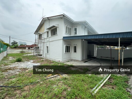 Jalan Kemuncak, Taman Nong Chik 📍地段超优｜适合住宅/ cafe/ 清吧/ 轻商用发展空间！