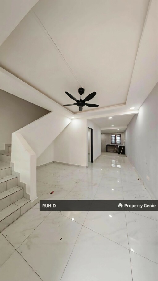 Renovated Freehold 2 Storey House Near Senai Airport & PLUS Highway - Bandar Putra, Kulai