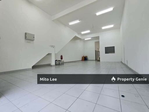 Bandar Uda Utama Ground Floor Shop For Rent!!