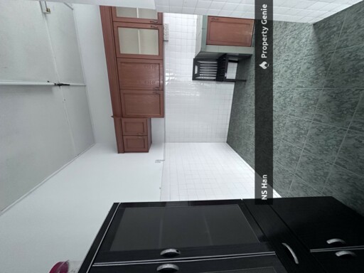 Rumah Pangsa Air Leleh Melaka