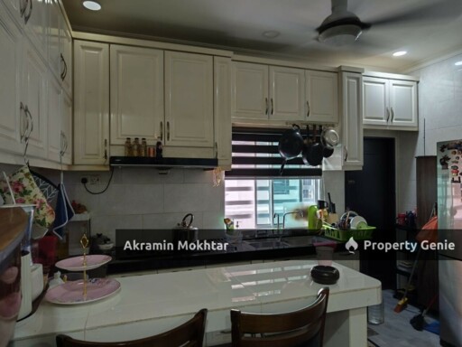Freehold, Fully Renovated & Partially Furnished | Double Storey Terrace, Taman Puchong Prima, Puchong