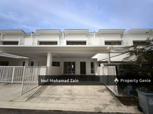 [Spacious] Double Storey Intermediate Ara Sendayan Bandar Sri Sendayan
