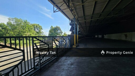 Corner Fully Covered Factory 65,000sf 1,600amp No Beam Production Area