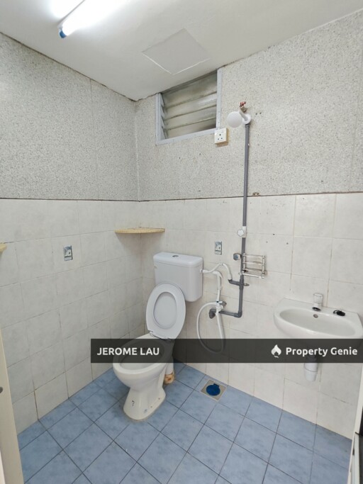 Newly painted 3-bedroom apartment Villa Krystal