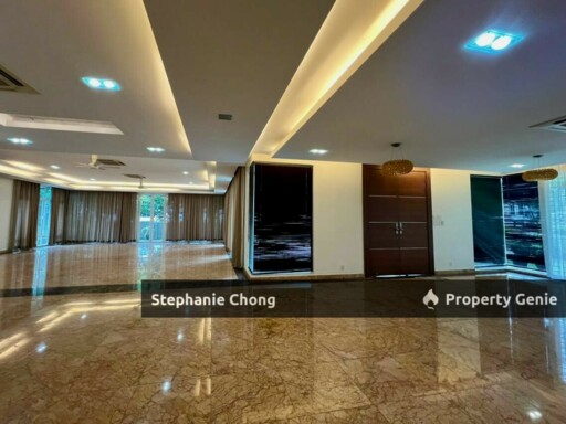 2.5 Storey Bungalow House @ Kota Kemuning Hill For SALE