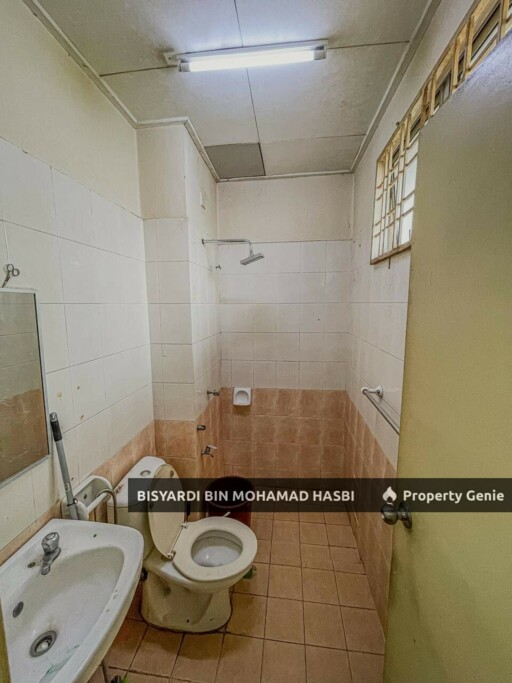 RENOVATED 2 STOREY, TAMAN PINGGIRAN USJ, SUBANG JAYA .
