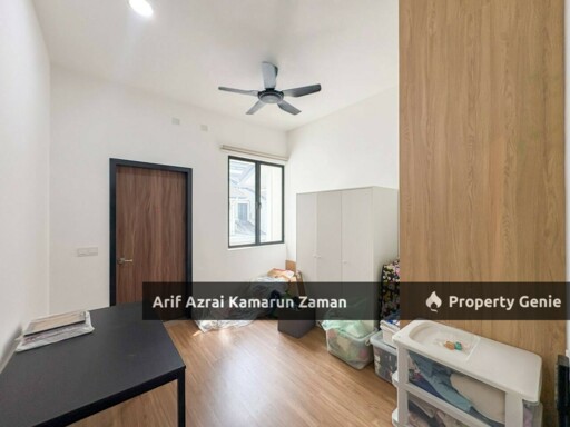 [For Sale] Corner Lot Double Storey Terrace House, Lumira Bandar Bukit Raja, Klang | 4R4B | RM1,200,000