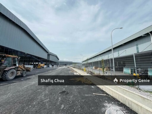 Premium Warehouse Bandar Enstek Industrial Park For Sale