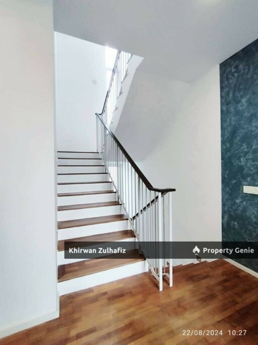 Camelia Tamansari Rawang Beautiful 3 Storey Terrace House For Rent