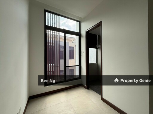 Aurora Sentral Resort Villas / Iskandar Puteri / Brand New / 2 Storey Terrace 24x75 / Super Cheap
