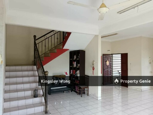 Botani Taman Lapangan Pelangi Double Storey Corner Semi D Basic Unit