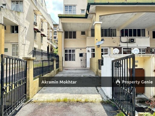 FREEHOLD | ENDLOT | GROUND FLOOR | 1 STOREY TOWNHOUSE Taman Lagenda Mas, Cheras