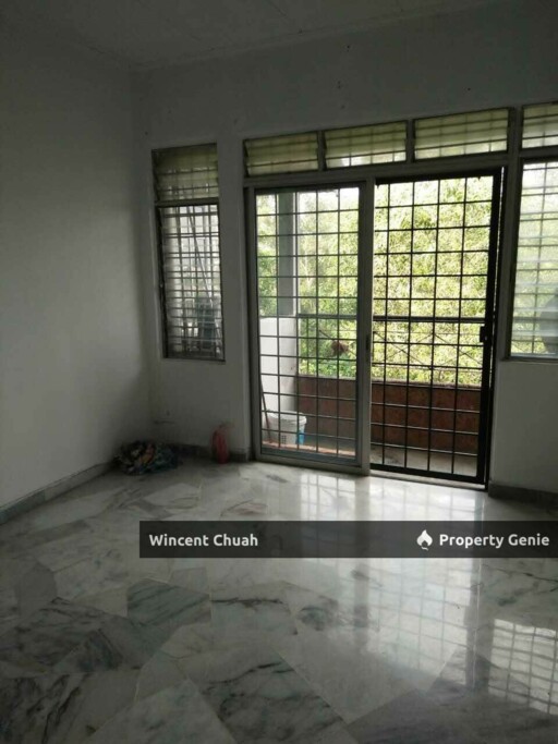 Freehold Kesuma Apartment, Bandar Kinrara, Puchong, Selangor