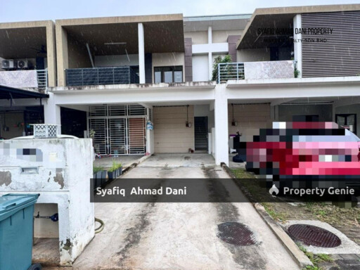 Townhouse Villa Kesuma Semenyih (Upper Unit) with ClubHouse & Gym