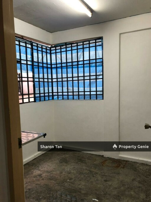 Flat Sri Lanang Jln Harmonium Tmn Desa Tebrau JB Bumi Lot Freehold