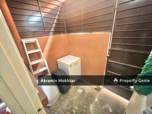 2 STOREY INTERMEDIATE TERRACE @ SEKSYEN U10, ALAM BUDIMAN