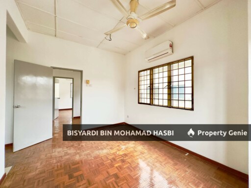 RENOVATED EXTENDED KITCHEN END LOT DOUBLE STOREY SAUJANA UTAMA 1, SUNGAI BULOH.