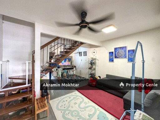 Renovated | 2 Storey House Taman Puchong Indah( Low Cost )