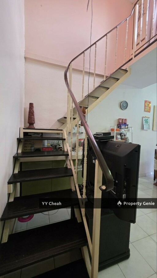 For Sale- Ipoh Garden One Storey Huge Corner 5457sq ft Prime Location