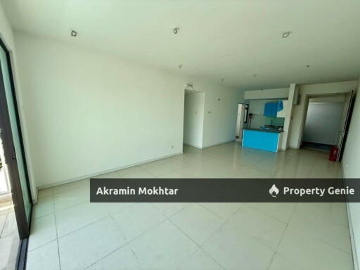 Freehold, Low Level & 2 Parking | Vista Mahogani Condominium, Saujana Impian, Kajang.