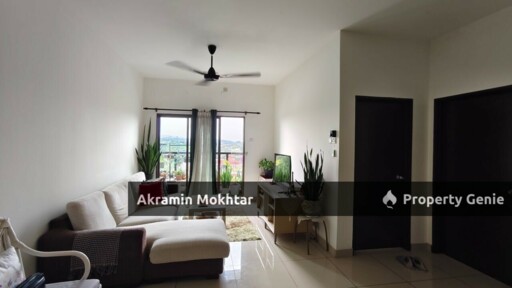 Freehold Corner Unit Residensi Zamrud, Kajang 2