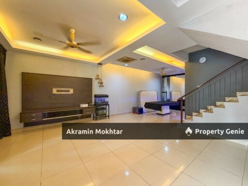 Renovated & Partially Furnished | Triple Storey Taman Sentosa Villa Kajang