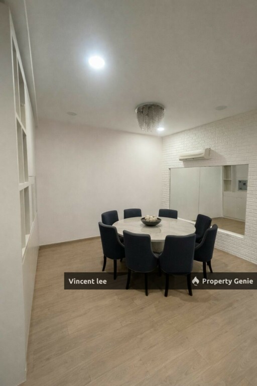 Taman Bukit Serdang , Serdang, Seri Kembangan, 2 Storey Semi-D, Freehold, Renovated Condition