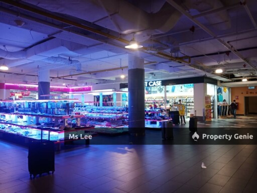 Ground Floor Retail Shop @ Summit USJ, USJ 1, Subang Jaya - Sale Below Bank Value Rm200k