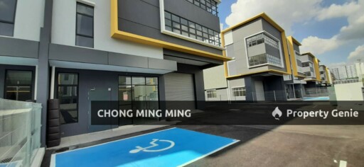 3 STOREY XME BUSINESS PARK FACTORY FOR RENT @ NILAI