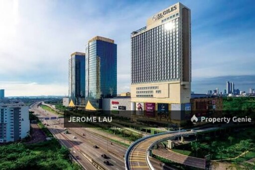 Southkey Lakefront 2nd Floor Spacious Shop Office with Lift RM2500