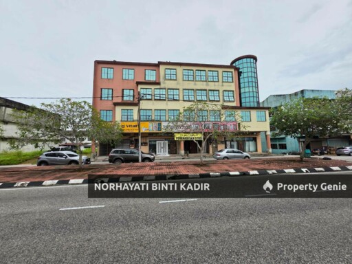 4 LOT SHOPLOT 3 1/2 TINGKAT DI JALAN WONG AH JANG, KUANTAN