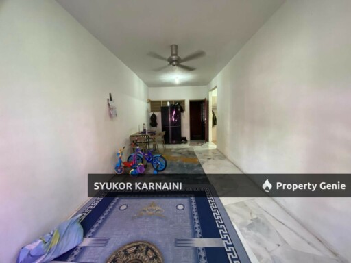 Iris Apartment Saujana Utama Sg Buloh