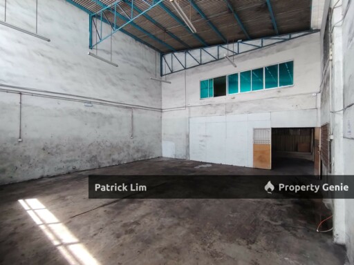 Spacious Factory 4000sqft For Rent @ Taman Merdeka