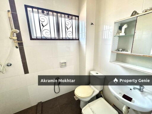 Gated & Guarded | Double Storey Terrace Subang Galaxy U5, Shah Alam.