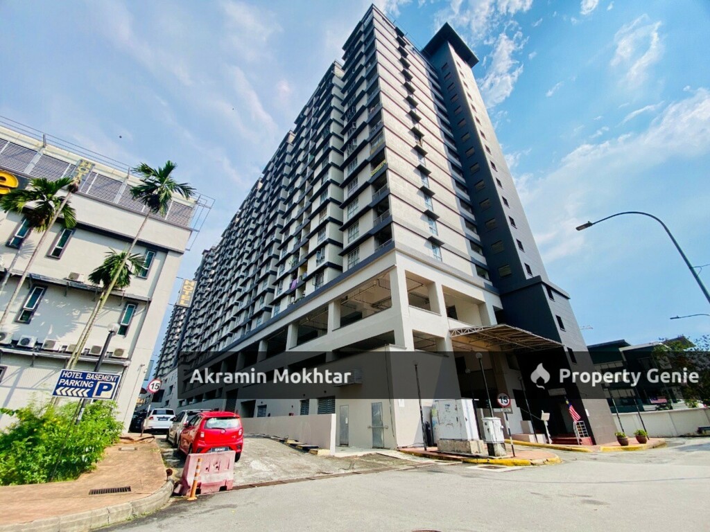 PARTIALLY FURNISHED & 1 COVERED PARKING | WARISAN CITYVIEW CONDO IN CHERAS