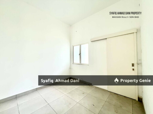 FREEHOLD CORNER LOT Double Storey Terrace Laman Azalea, Nilai