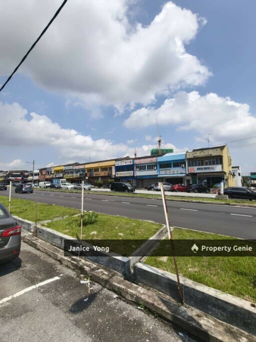 Taman Johor Jaya Jalan Bakawali